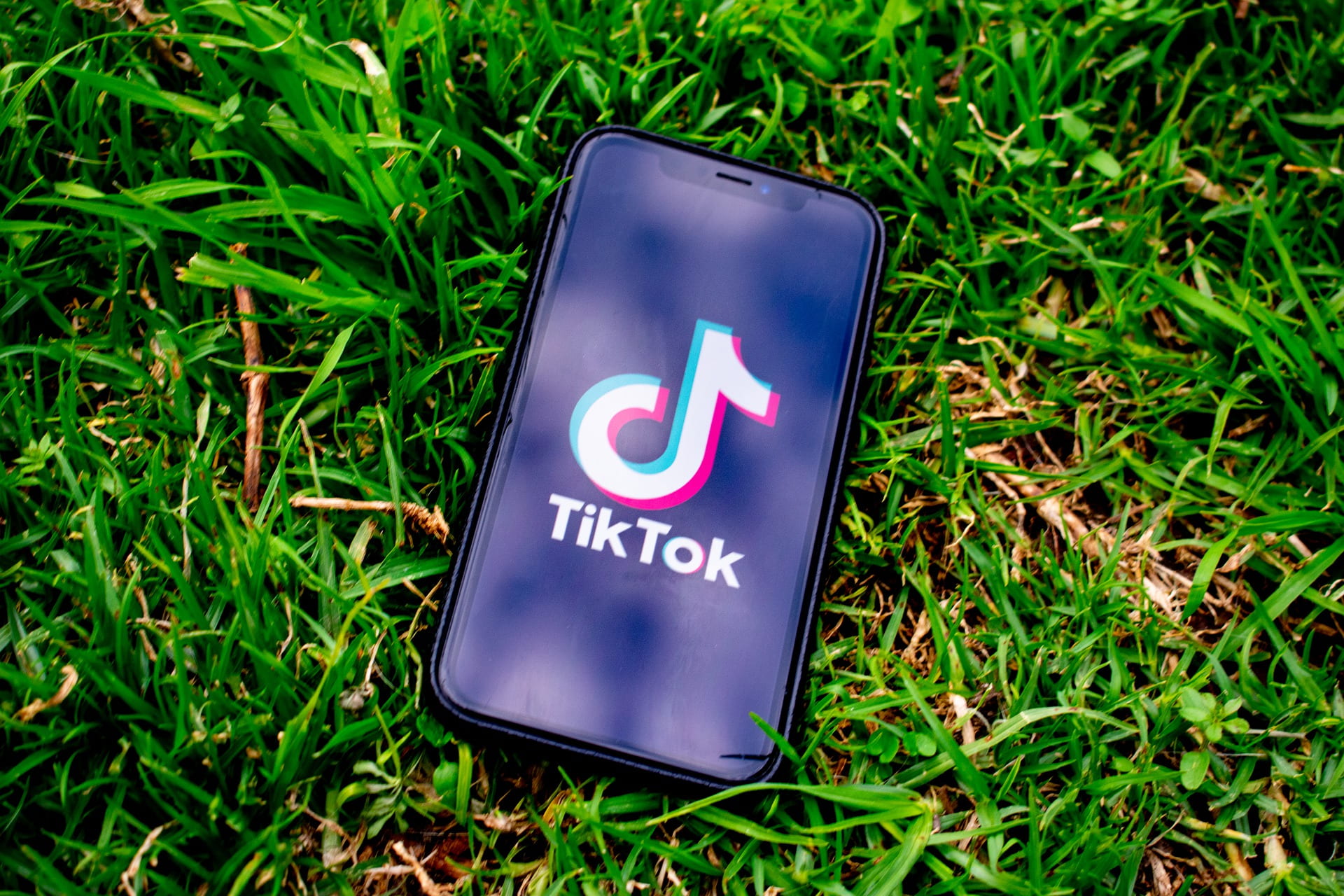 Breaking Down the TikTok Playbook to Take on Instagram (and Everyone Else)