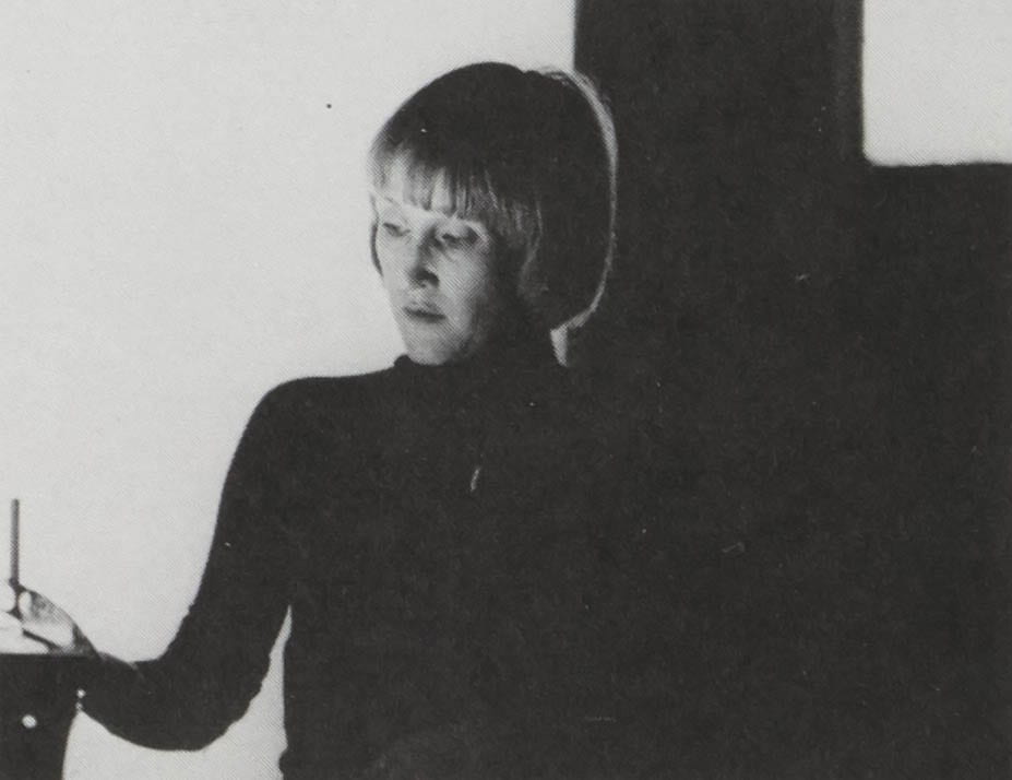 1976 yearbook photo of Barbara Laufer